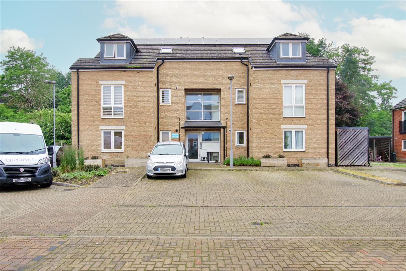 Meredith Court, Cheshunt, Hertfordshire, EN8 8HL