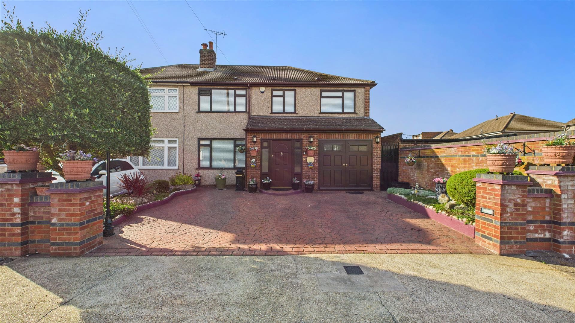 Bewley Close, Cheshunt, Waltham Cross, EN8 8PZ