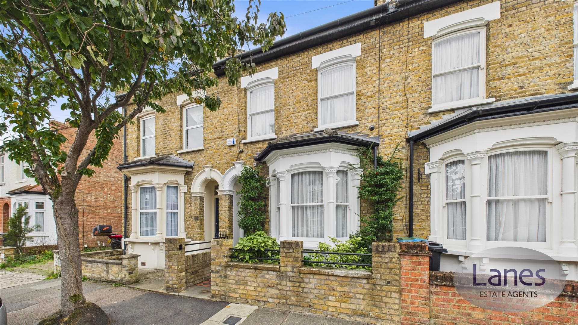 Manor Road, Enfield, EN2 0AN