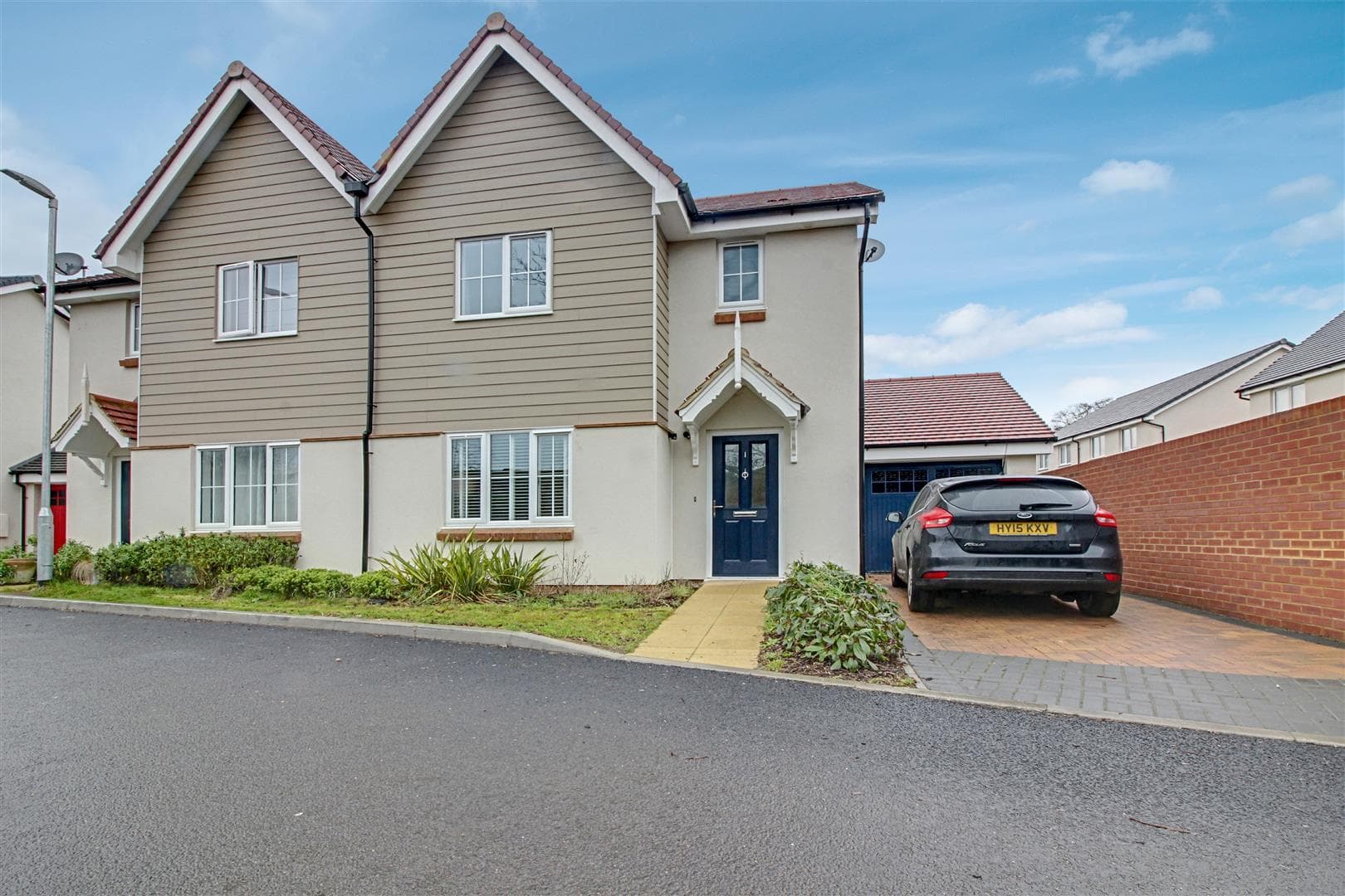 Warham Close, Cheshunt, Waltham Cross, EN8 9FJ