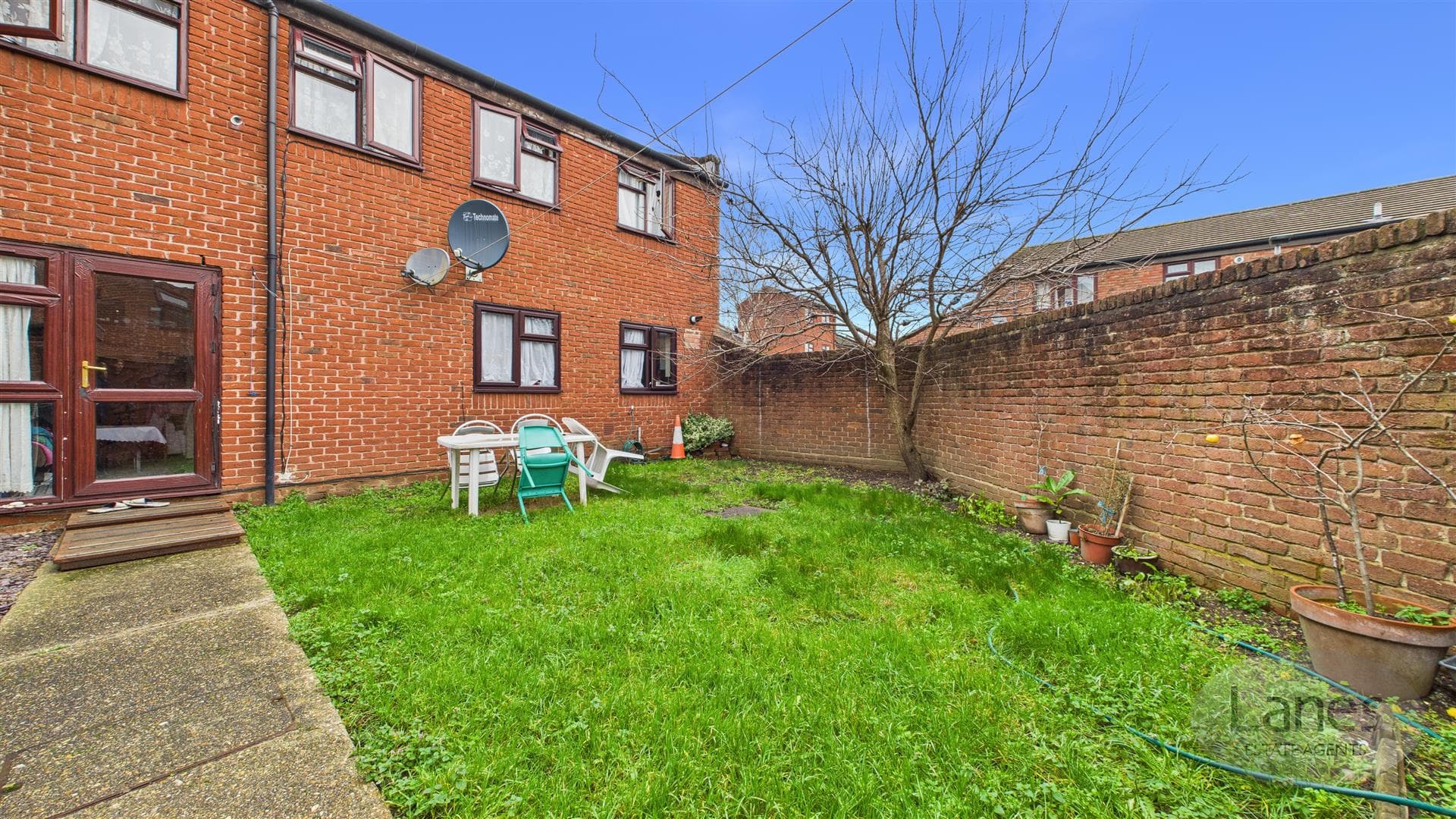 Sandringham Way, Waltham Cross, EN8 8DU