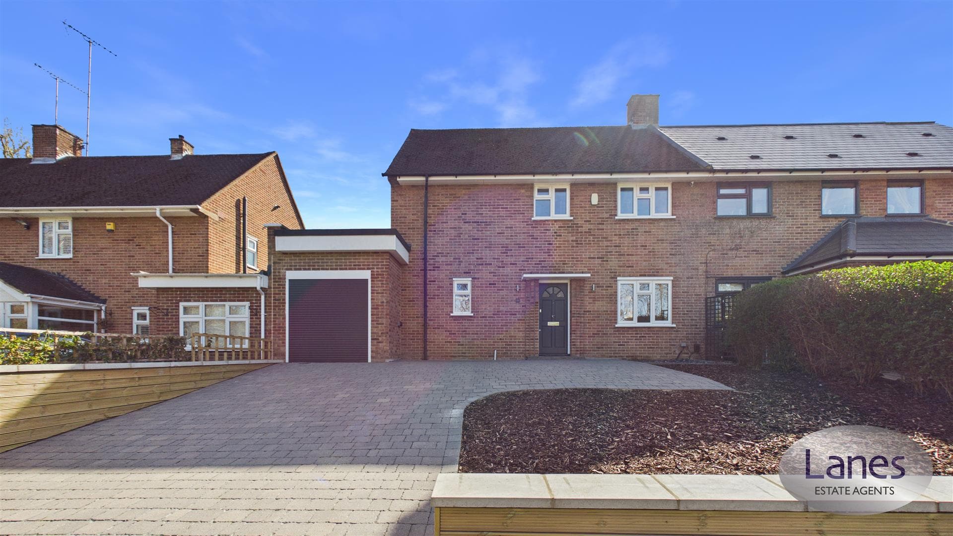 Glenbrook South, Enfield, EN2 7HQ