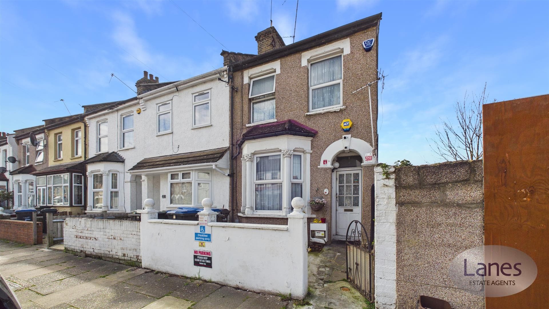 Wellington Avenue, London, N9 0RN