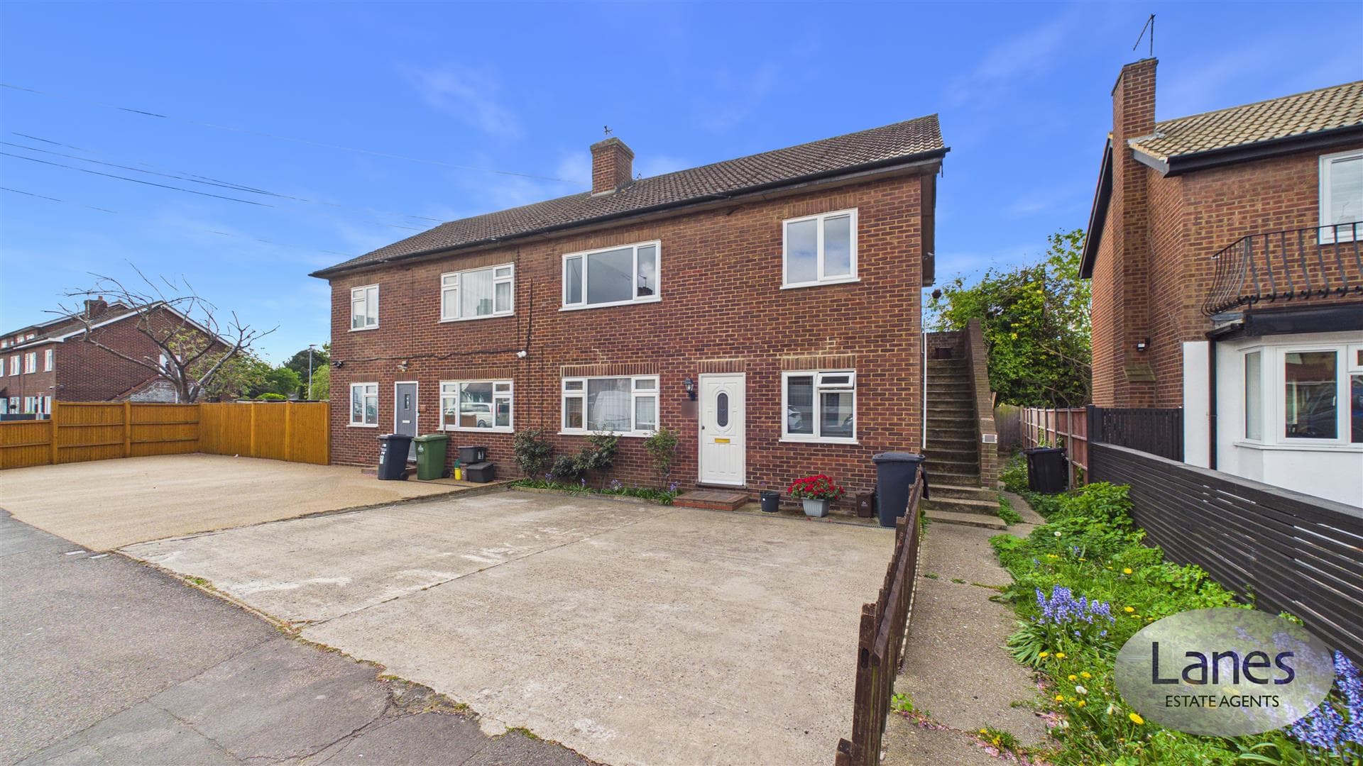 Cadmore Lane, Cheshunt, Waltham Cross, EN8 9LA