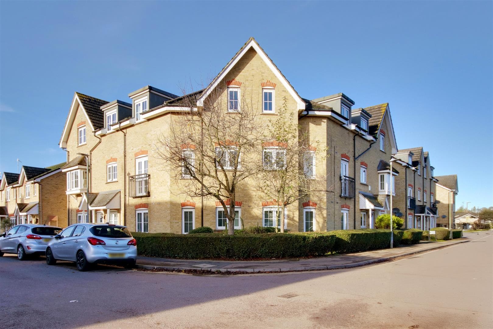 Stants View, Hertford, SG13 7FY