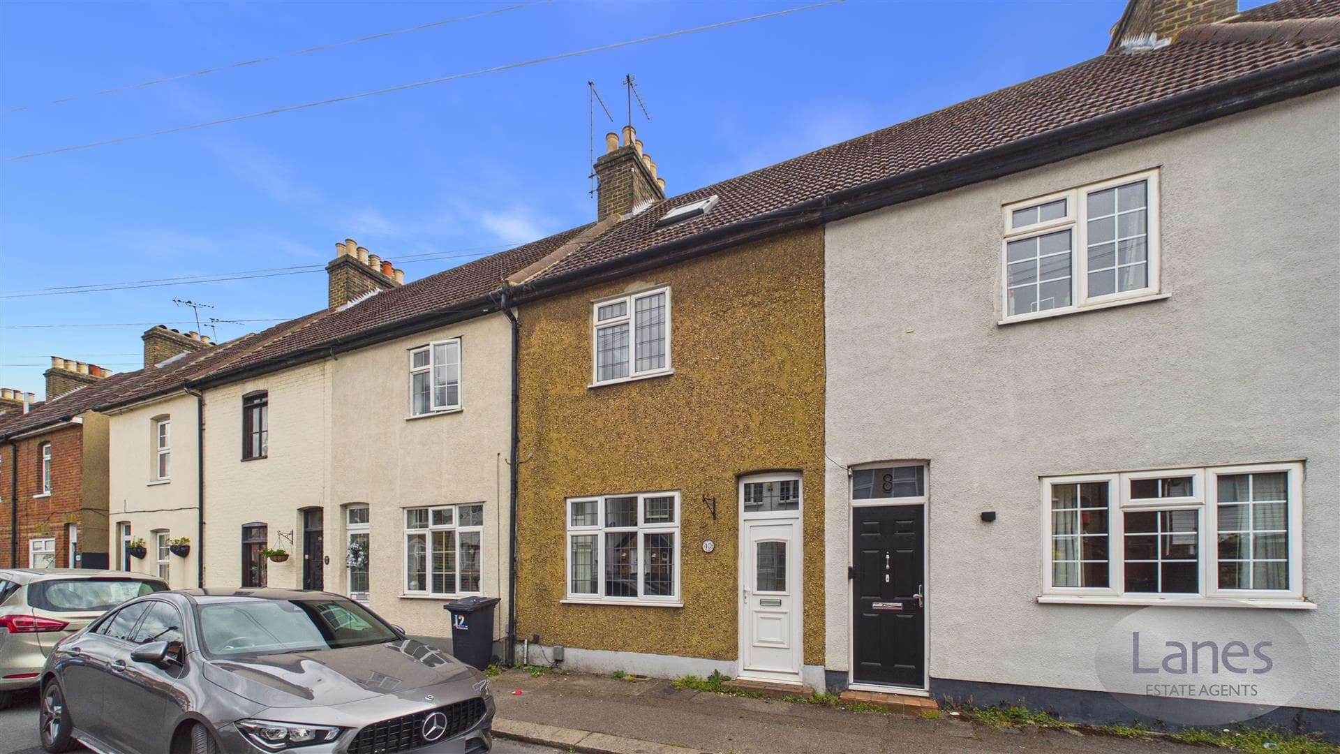 Dewhurst Road, Cheshunt, Waltham Cross, EN8 9PE