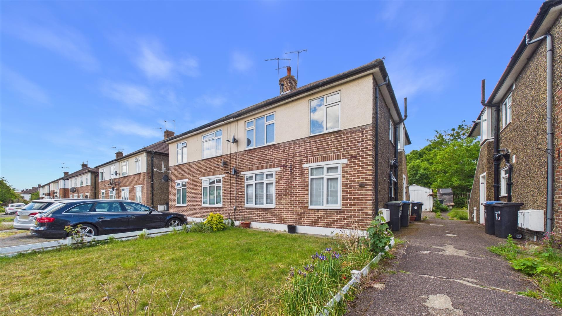 Lyndhurst Gardens, Enfield, EN1 2AP