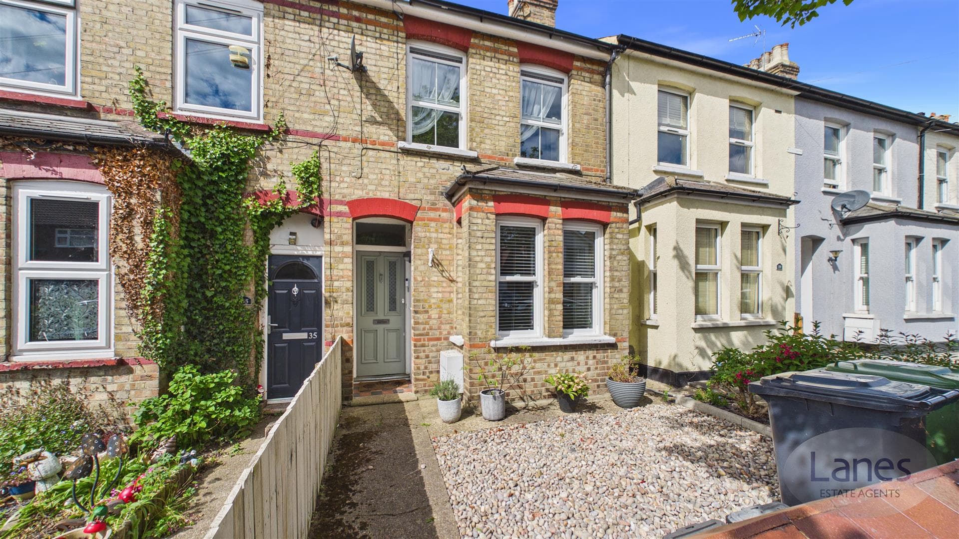 Lordship Road, Cheshunt, Waltham Cross, EN7 5DR
