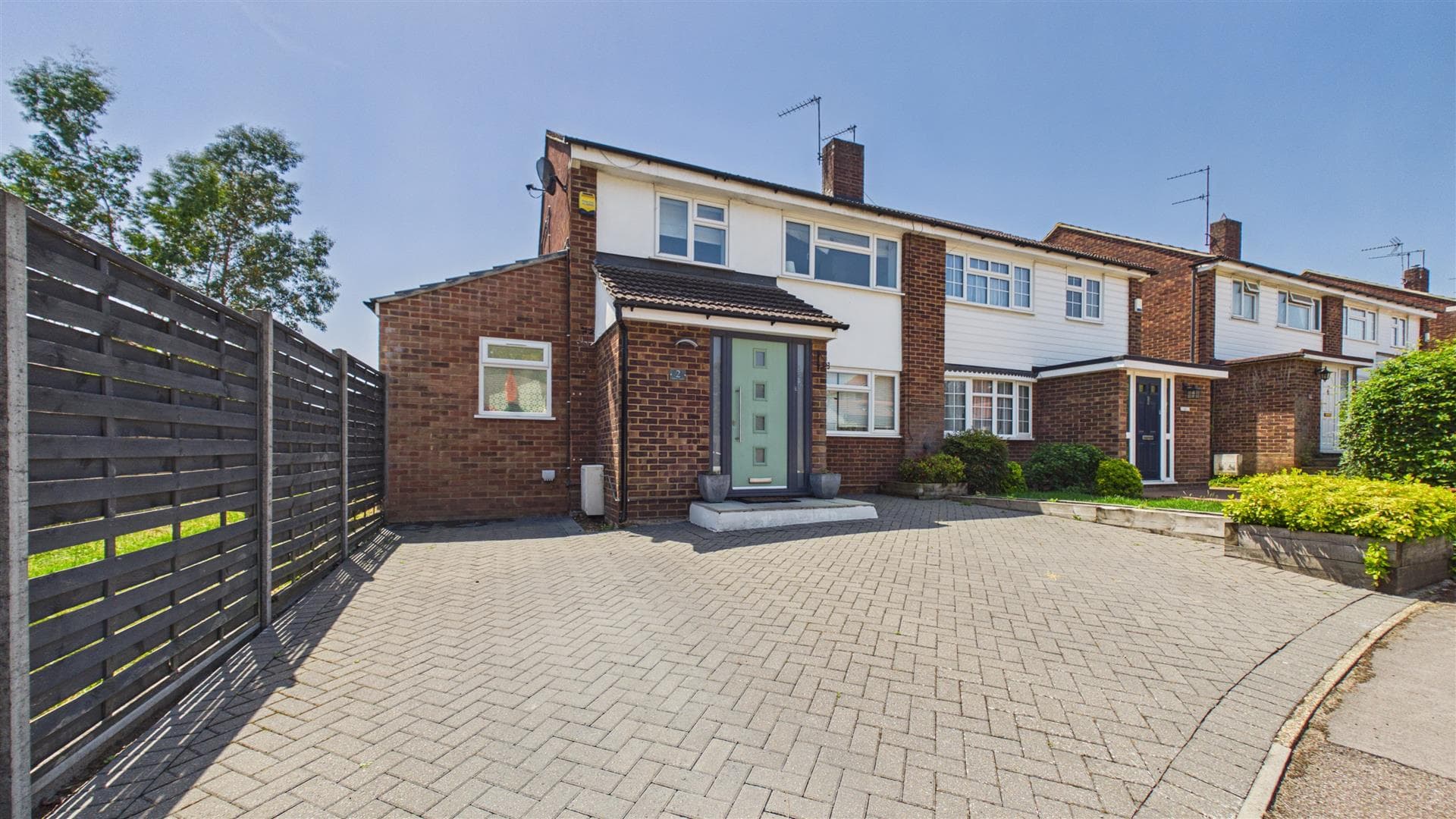 Abbotts Crescent, Enfield, Enfield, Greater London, EN2 8BJ