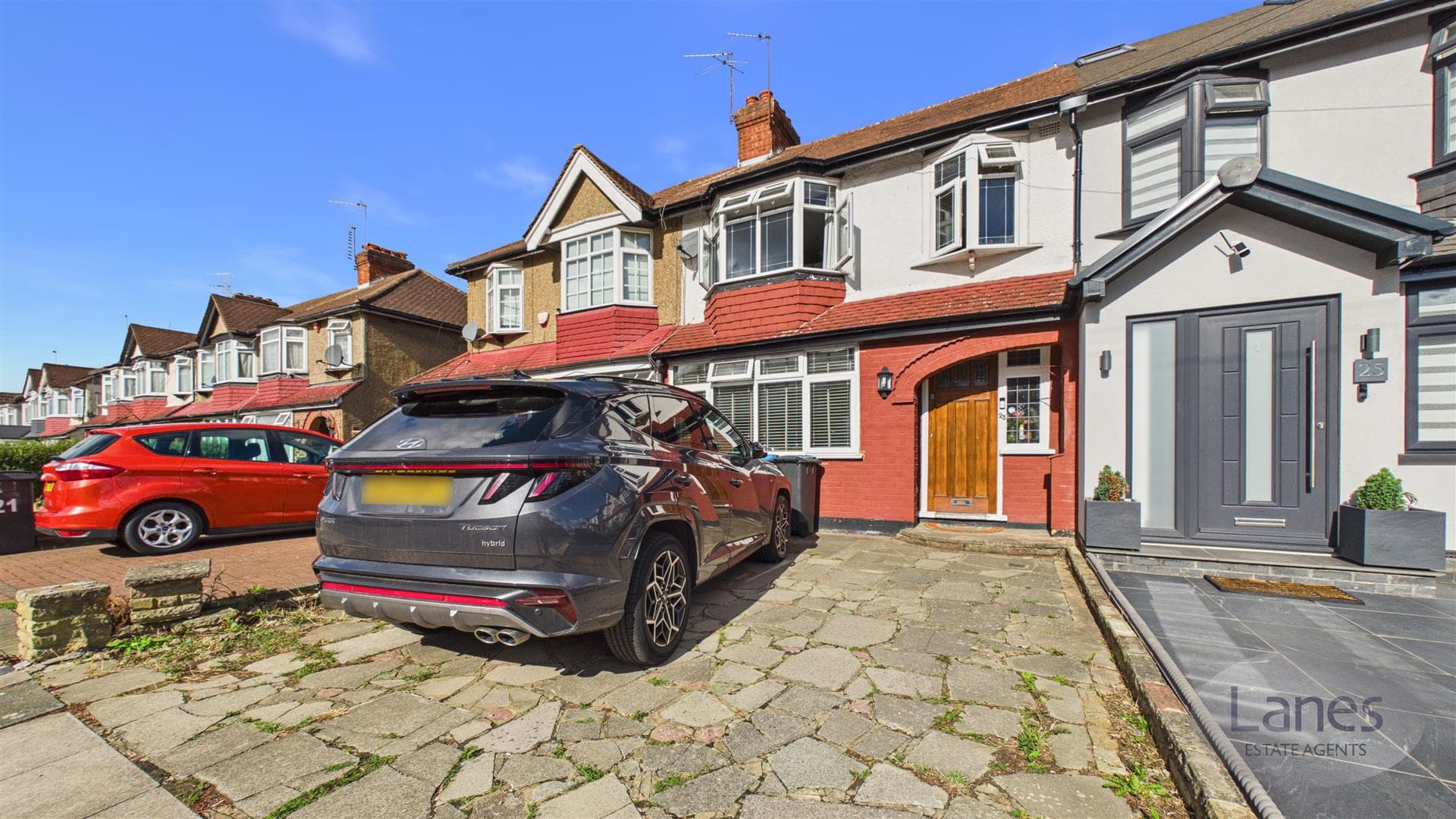 Woodgrange Gardens, Enfield, EN1 1ER