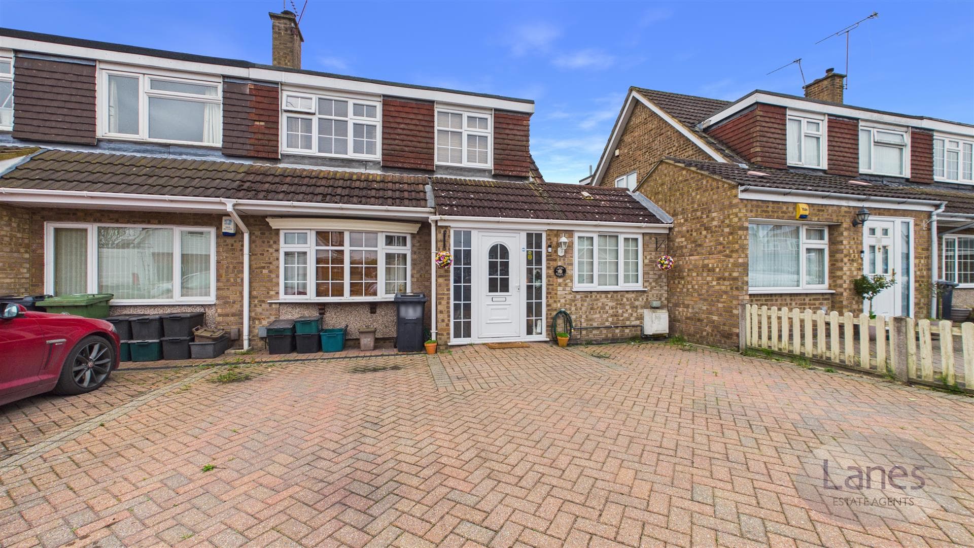Perrysfield Road, Cheshunt, Waltham Cross, EN8 0TW
