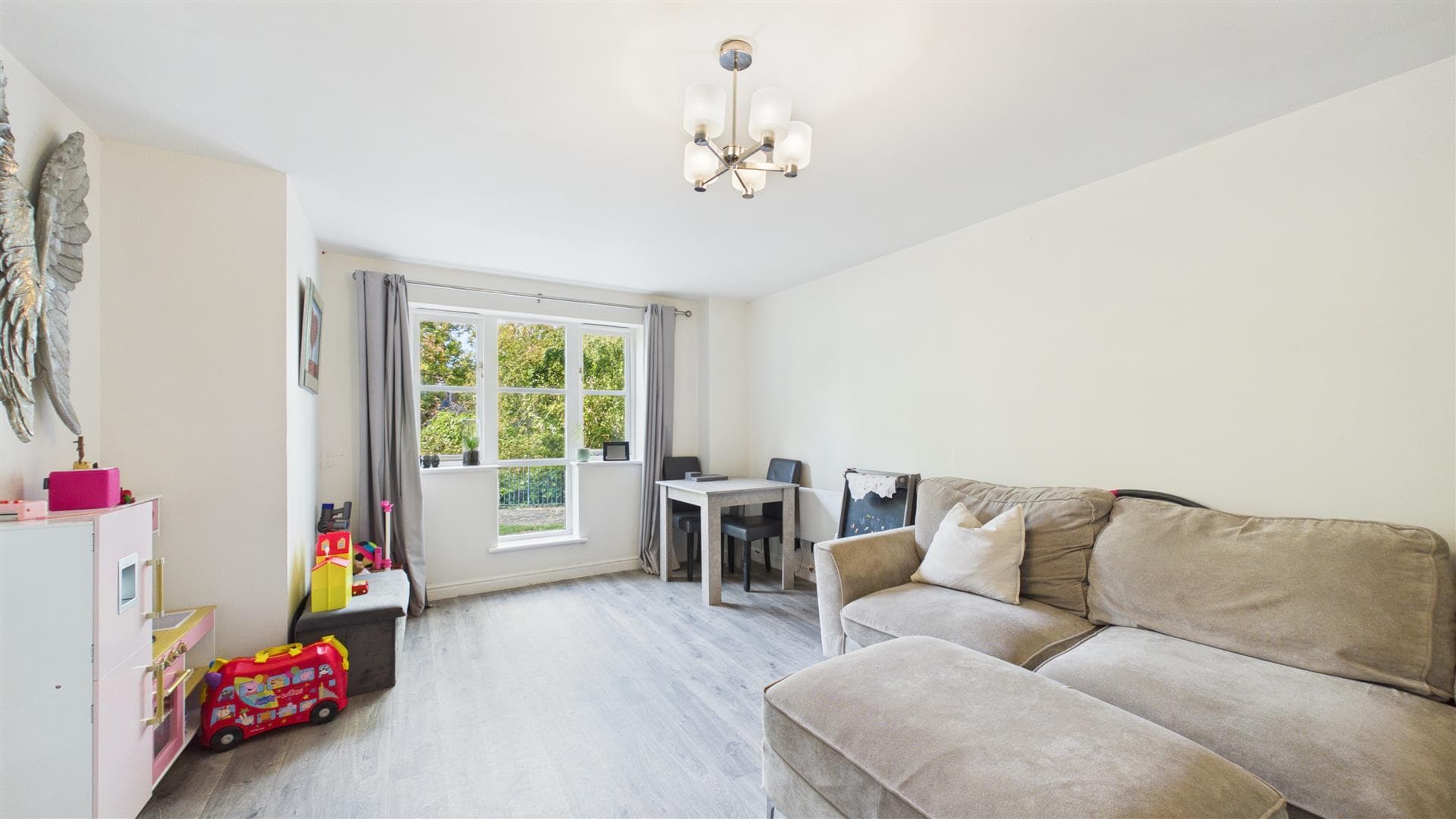 Polsten Mews, Enfield, EN3 6YF