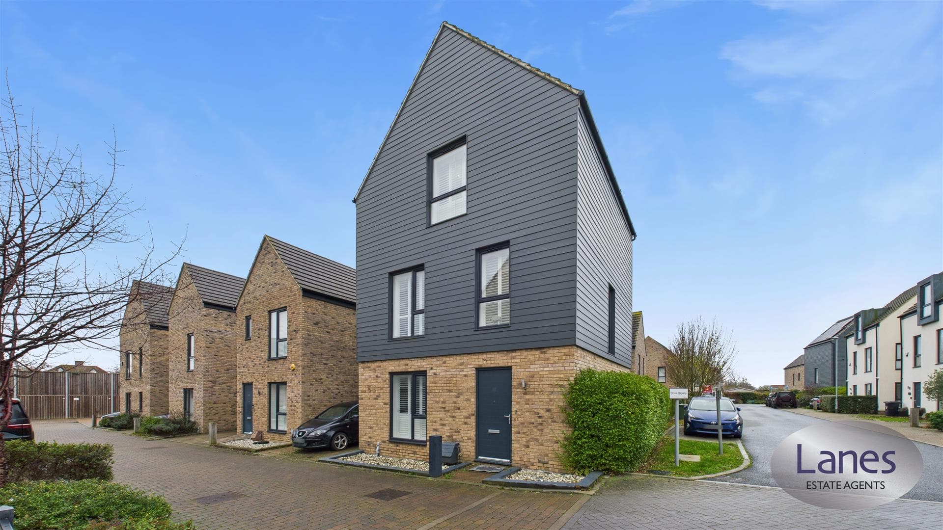 Markwick Avenue, Cheshunt, Waltham Cross, EN8 9FP
