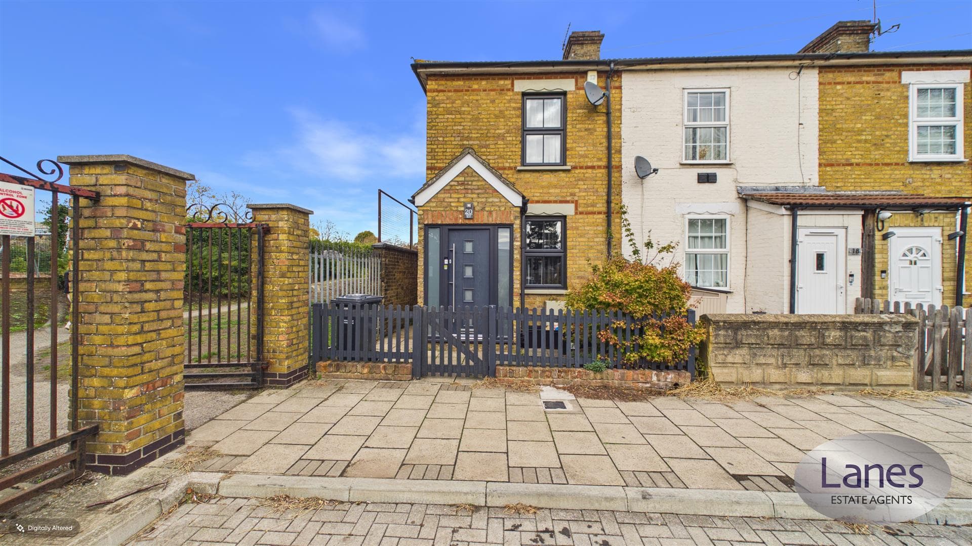 Kings Road, Waltham Cross, EN8 7HS